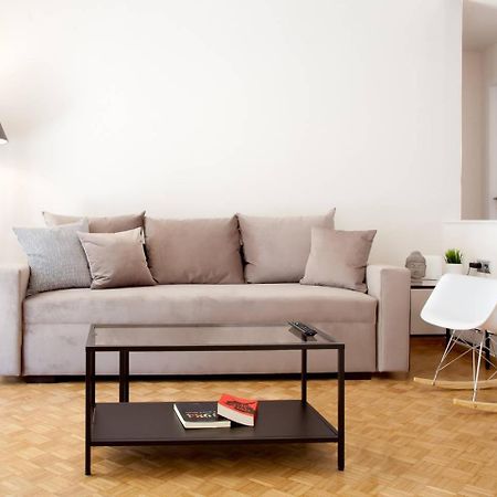Toni'S Lovely Apartment In Sunny Pangrati Atena Exterior foto