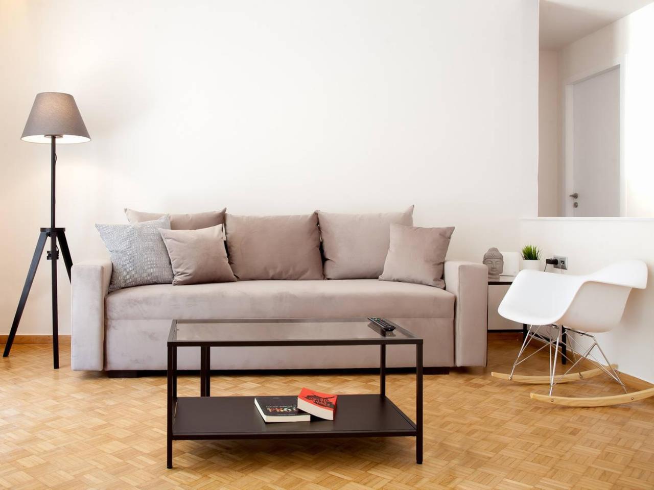 Toni'S Lovely Apartment In Sunny Pangrati Atena Exterior foto